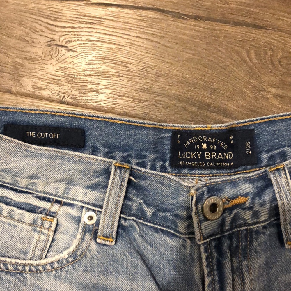 Lucky Brand embroidered denim cut offs - Picture 3 of 3